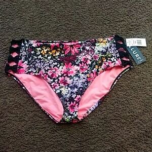 Allure High Waisted Bow side Bottom